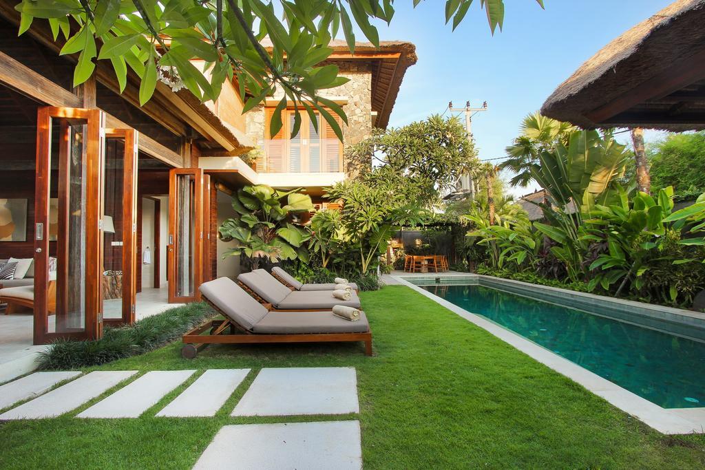 Villa Suar Drupadi Seminyak Værelse billede