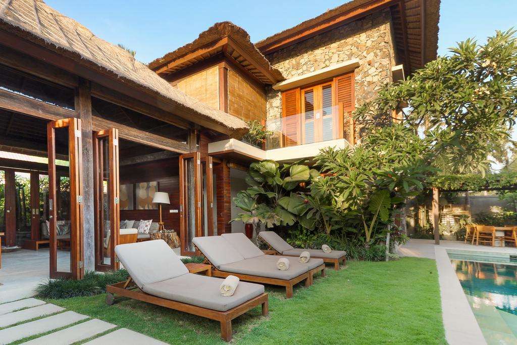 Villa Suar Drupadi Seminyak Værelse billede